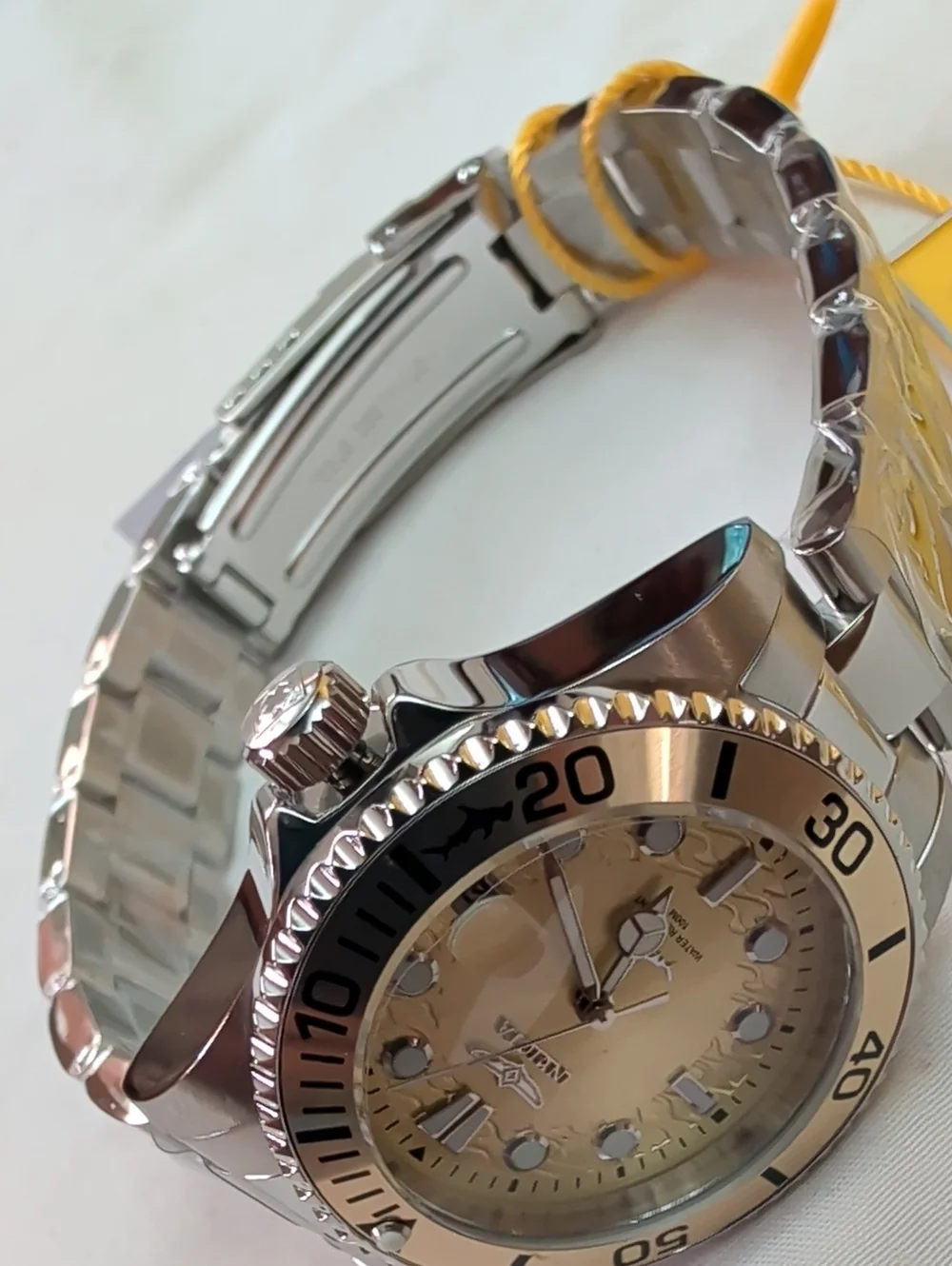 NWT Invicta Pro Diver 34mm Women’s Stainless Steel Watch – Champagne/Gold Dial